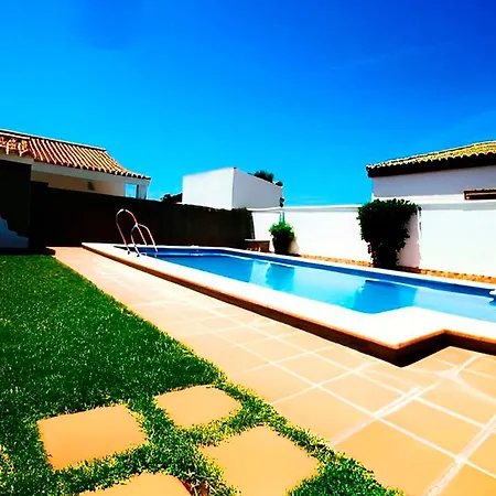 Con Piscina Compartida Y Jardin Privado Cadix