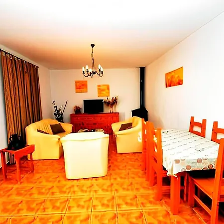 Apartment Con Piscina Compartida Y Jardin Privado
