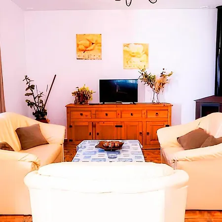 Con Piscina Compartida Y Jardin Privado * Cadix