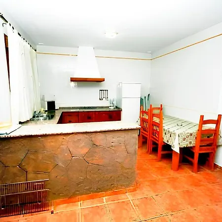 Apartment Con Piscina Compartida Y Jardin Privado *