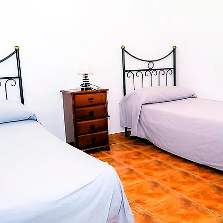 Appartement Con Piscina Compartida Y Jardin Privado *